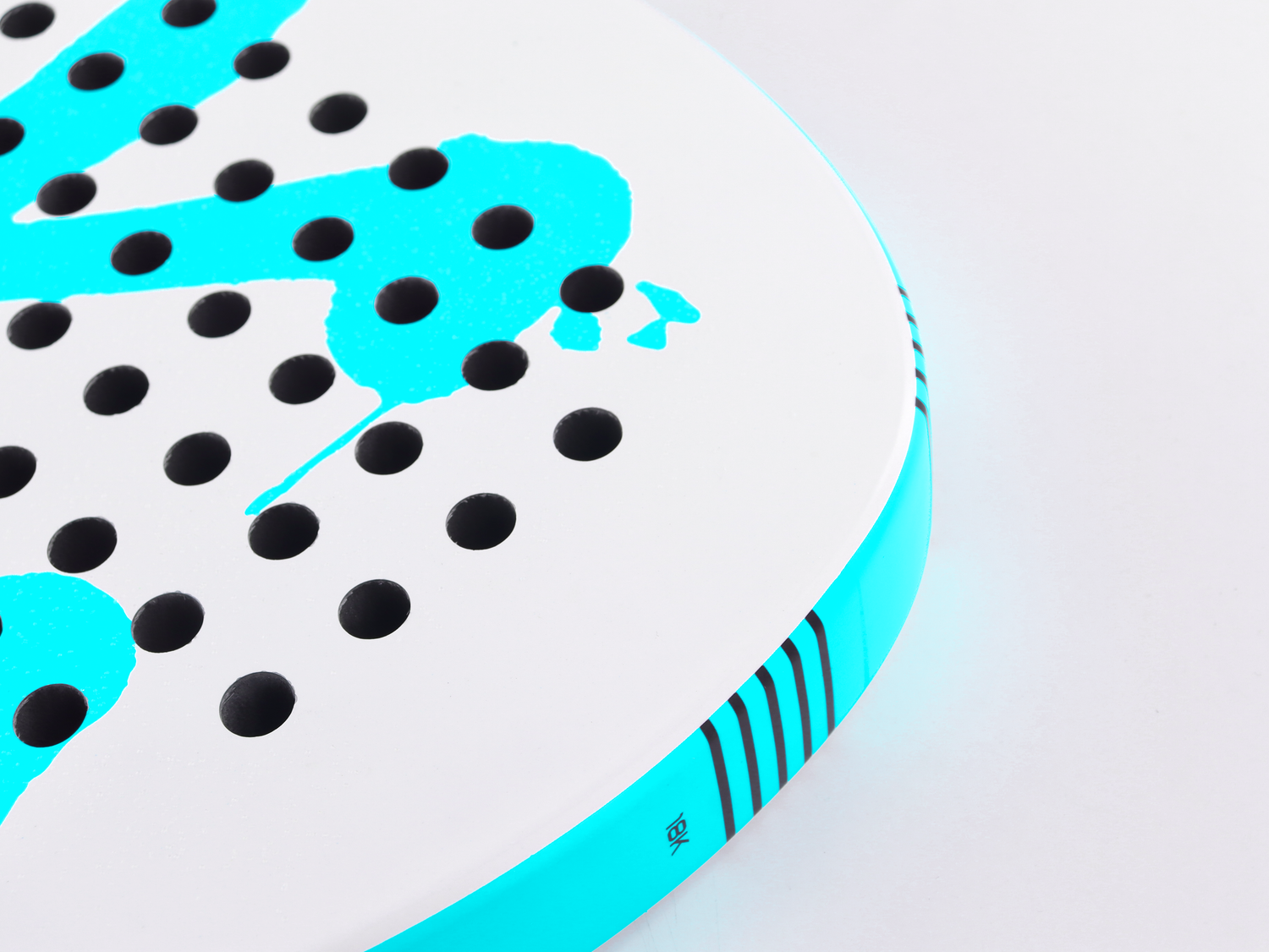 KARNAGE 18K PADEL RACKET - KRYSTAL 2.0
